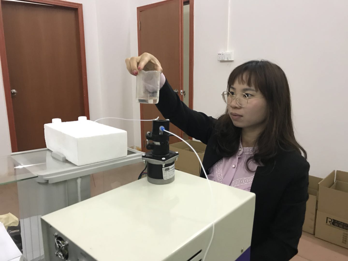 吉克爾注液泵0.0015g注液量測試，完全解決了微升級流量控制瓶頸！